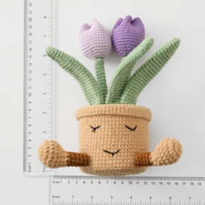 artifical home ornaments crochet tulip flowers wholesale supplier
